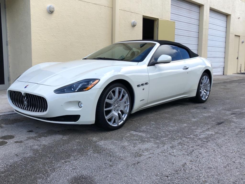 2016 Maserati GranTurismo - $64,900