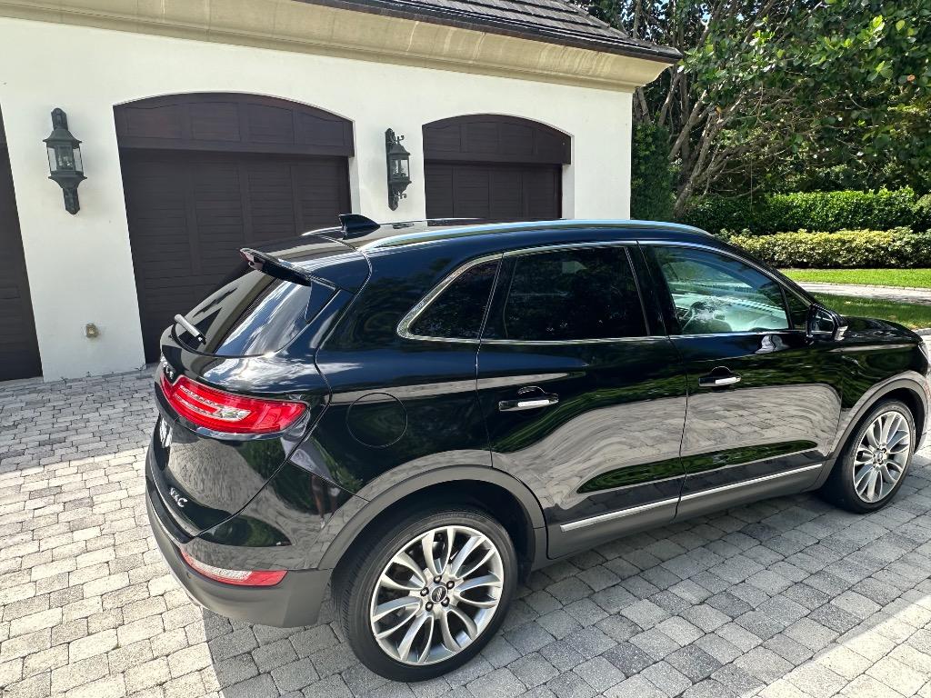 2017 Lincoln MKC - $13,995