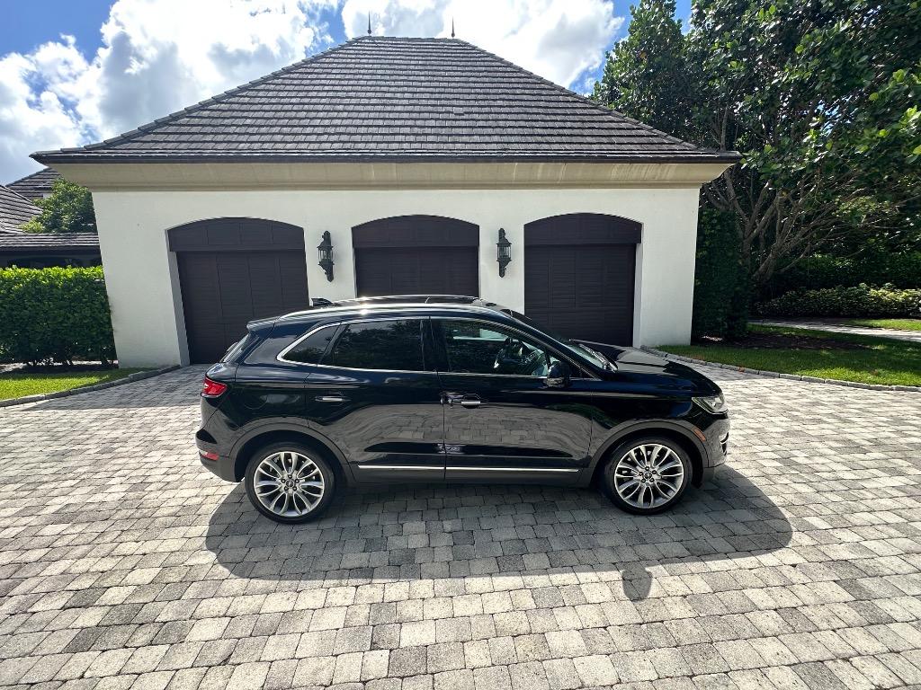2017 Lincoln MKC - $13,995