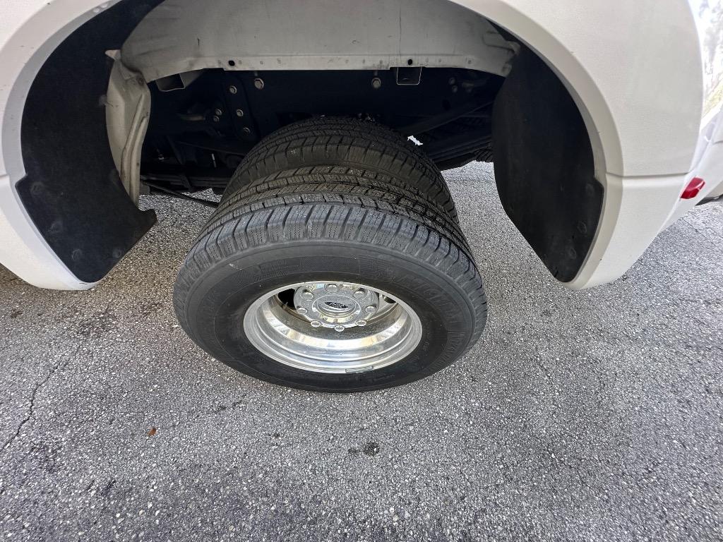 2019 Ford F-350 - $51,995