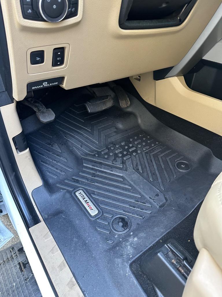 2019 Ford F-350 - $51,995
