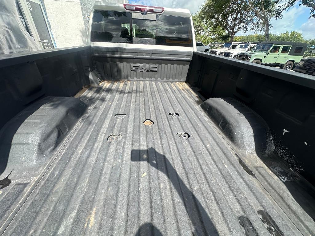 2022 GMC Sierra Hd - $49,995