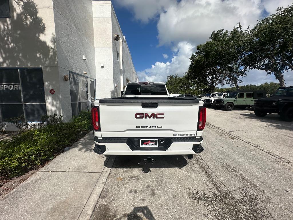 2022 GMC Sierra Hd - $49,995