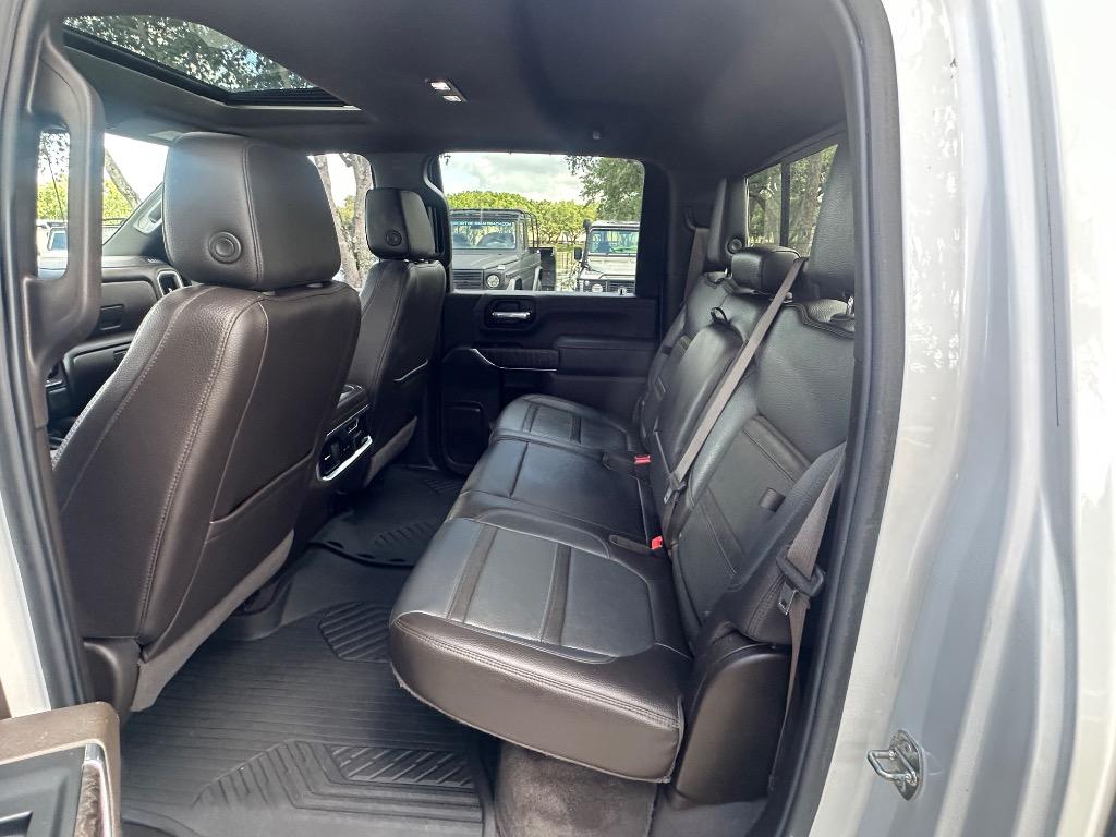 2022 GMC Sierra Hd - $49,995