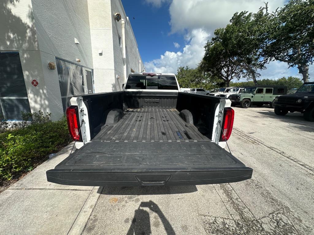 2022 GMC Sierra Hd - $49,995