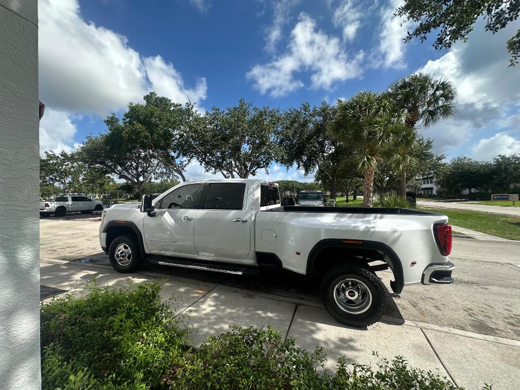 2022 GMC Sierra Hd - $49,995