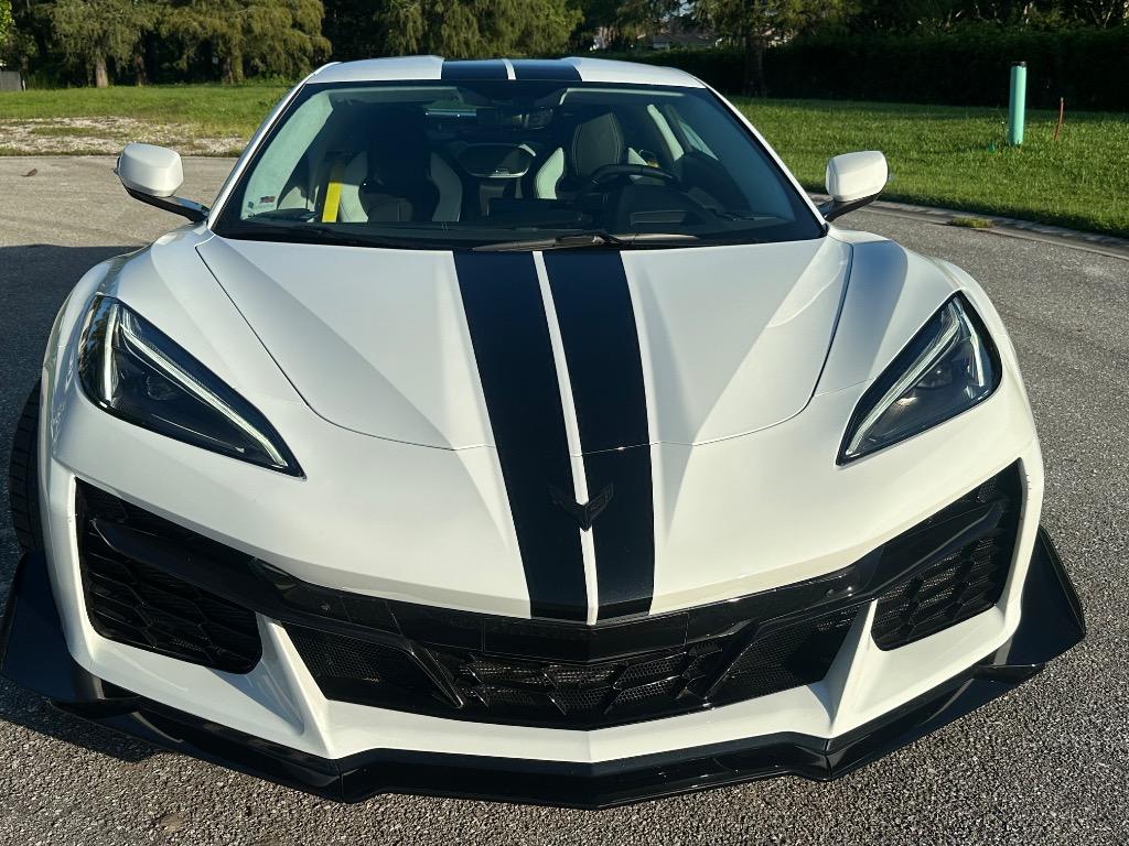 2023 Chevrolet Corvette - $114,995