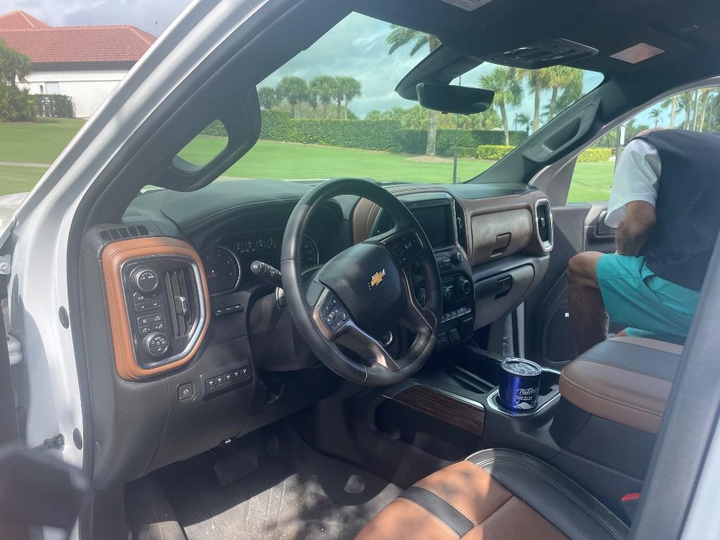 2023 Chevrolet Silverado 3500HD High Country Crew Cab DRW 3LZ  photo
