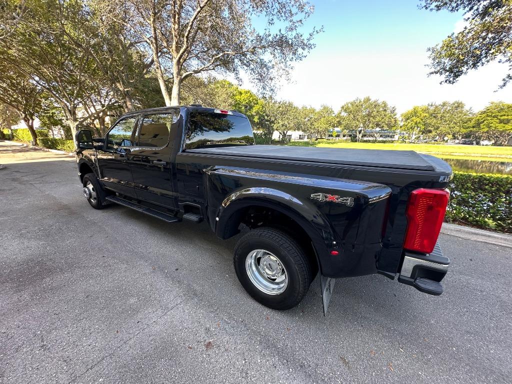 2025 Ford F-350 Super Duty - $62,500
