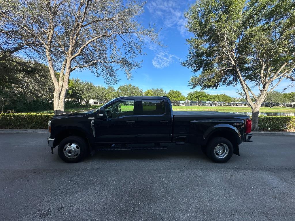 2025 Ford F-350 Super Duty - $62,500
