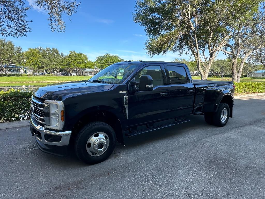 2025 Ford F-350 Super Duty - $62,500