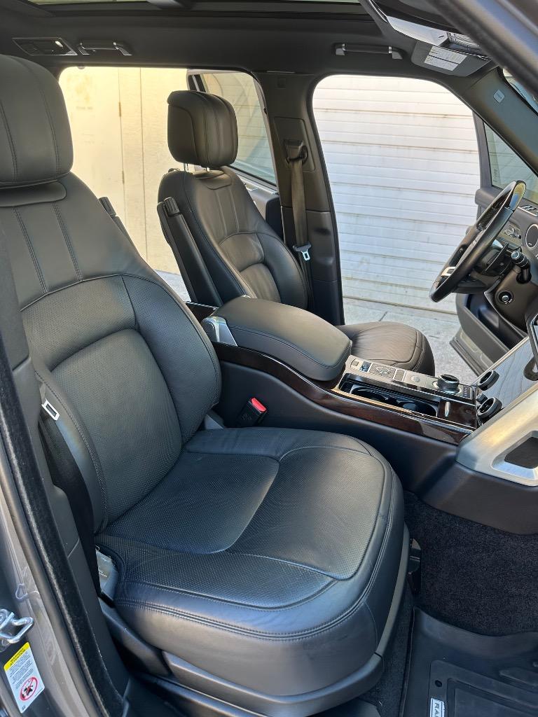 2019 Land Rover Range Rover - $32,995