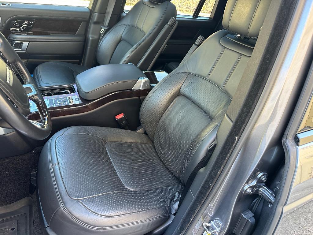2019 Land Rover Range Rover - $32,995