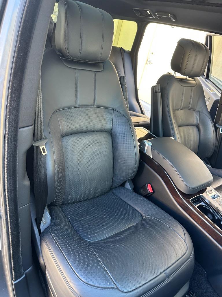 2019 Land Rover Range Rover - $32,995