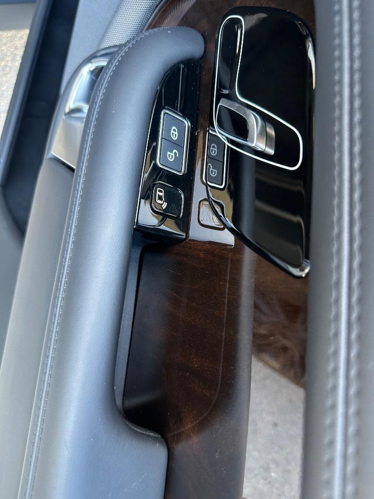 2019 Land Rover Range Rover - $32,995