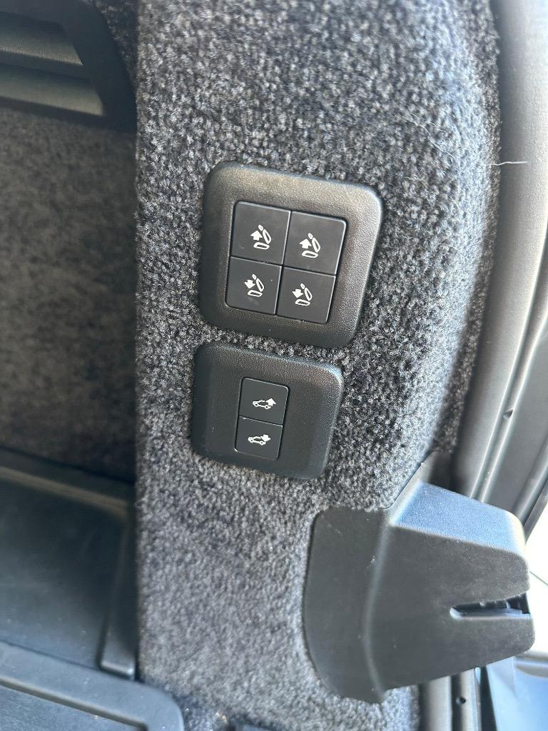 2019 Land Rover Range Rover - $32,995
