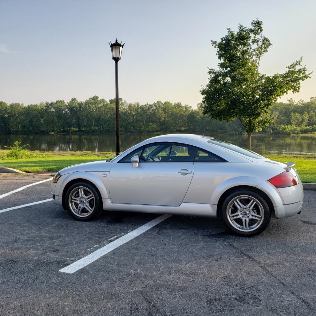 2000 Audi TT - $6,900