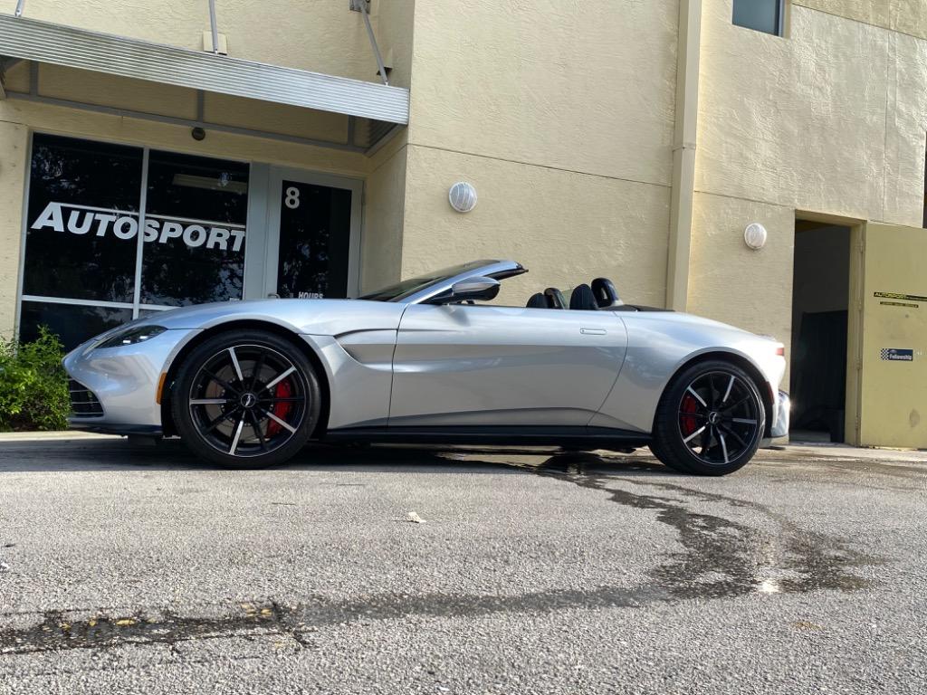 2022 Aston Martin Vantage - $148,000