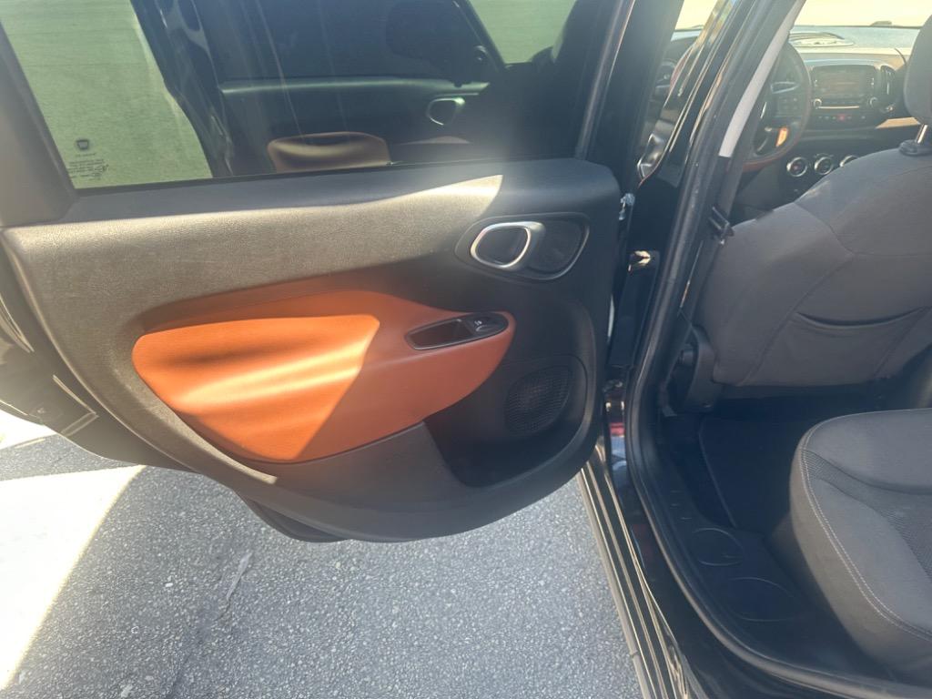 2014 FIAT 500 - $5,900