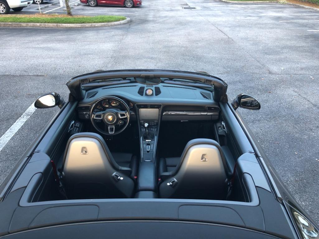 2017 Porsche 911 - $107,995