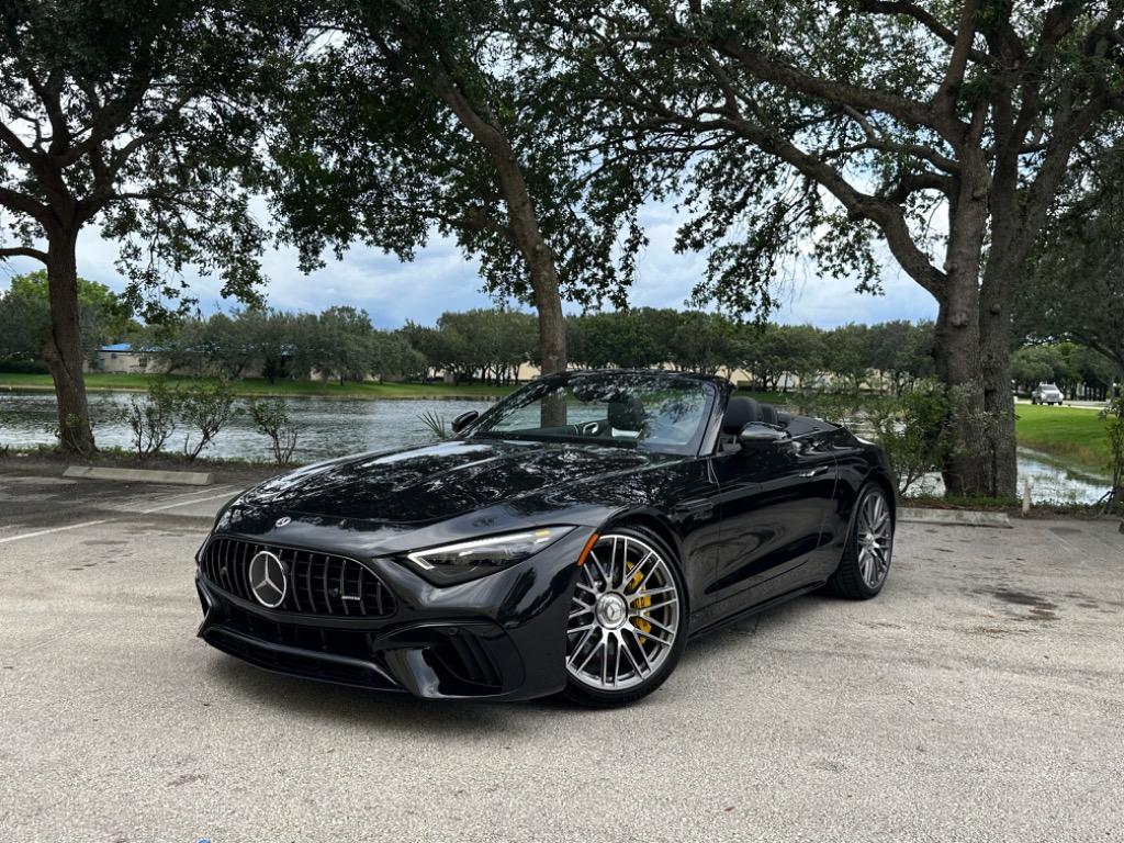 2022 Mercedes-Benz SL-Class - $175,000