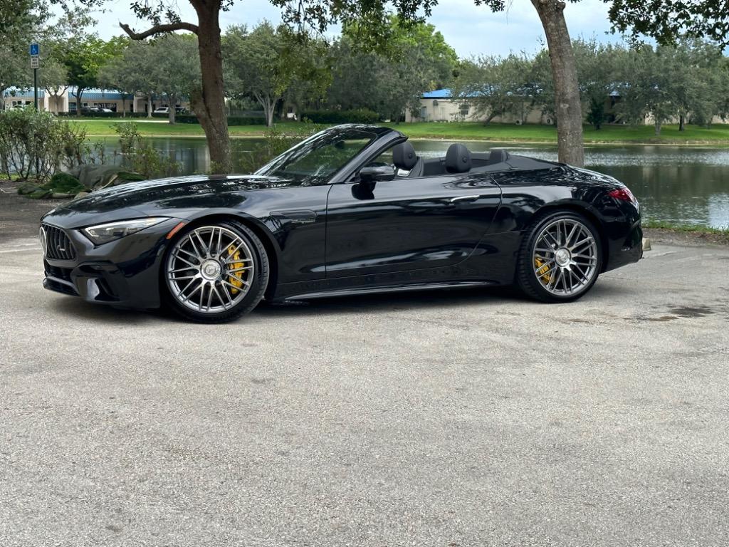 2022 Mercedes-Benz SL-Class - $175,000