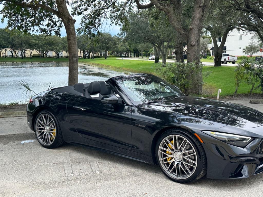 2022 Mercedes-Benz SL-Class - $175,000