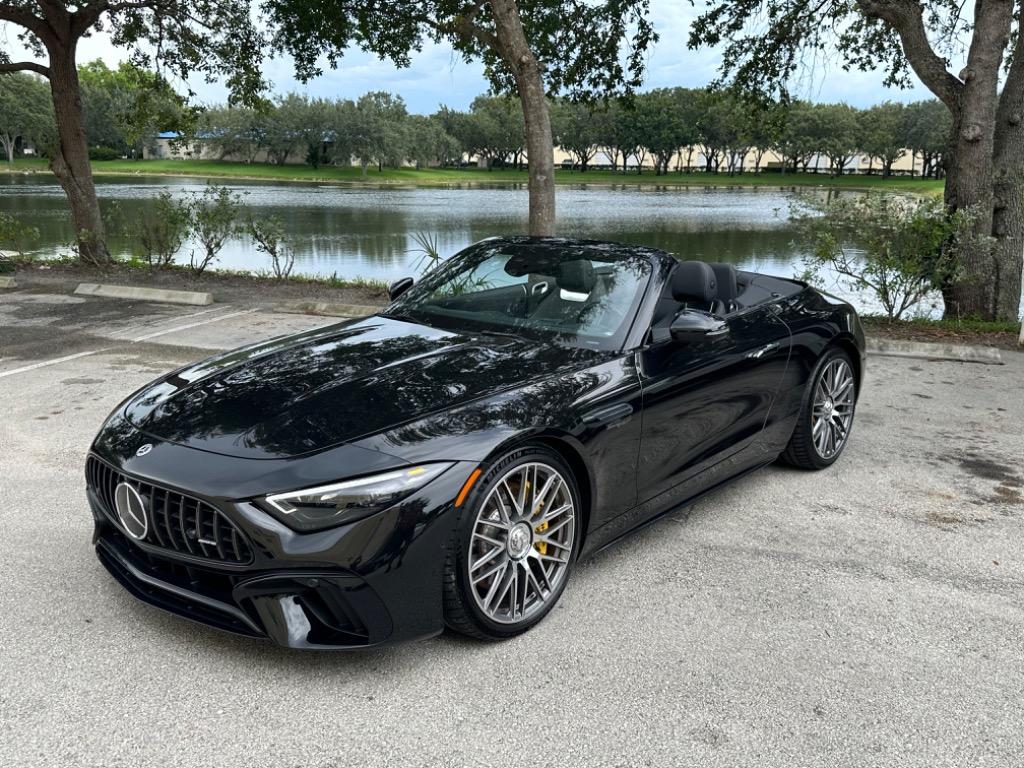 2022 Mercedes-Benz SL-Class - $175,000