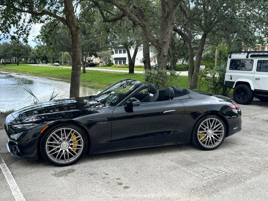 2022 Mercedes-Benz SL-Class - $175,000