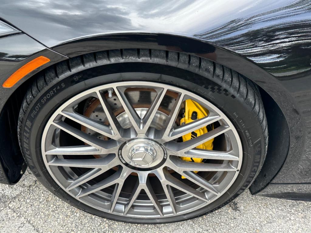 2022 Mercedes-Benz SL-Class - $175,000
