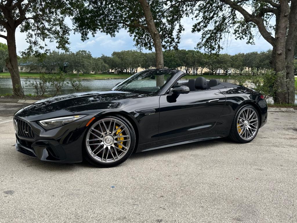 2022 Mercedes-Benz SL-Class - $175,000