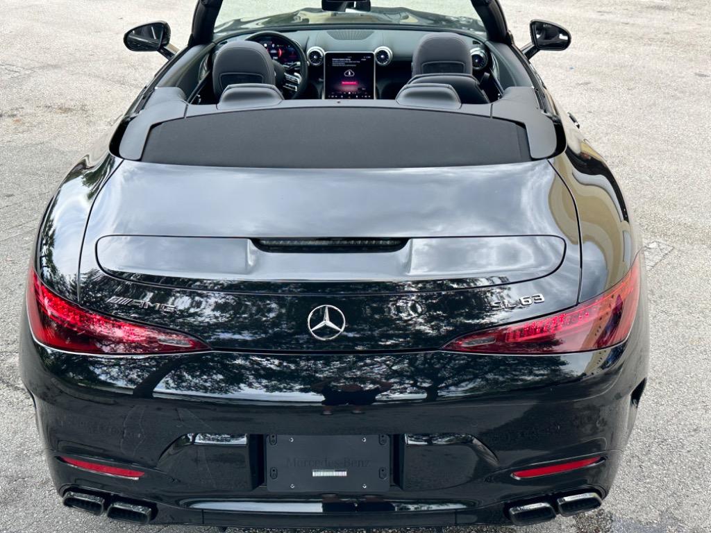 2022 Mercedes-Benz SL-Class - $175,000