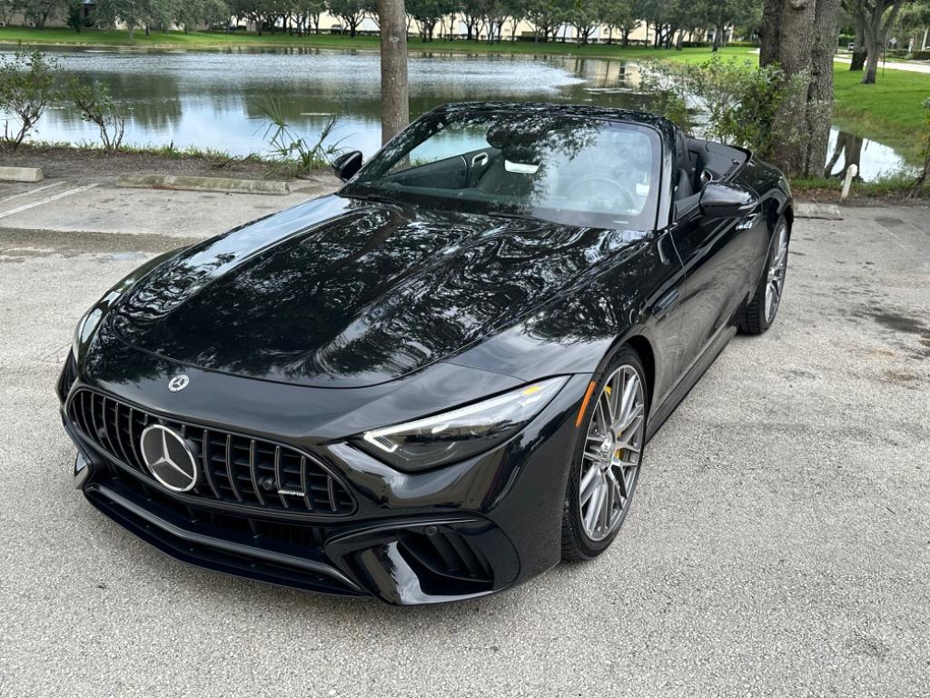 2022 Mercedes-Benz SL-Class - $175,000