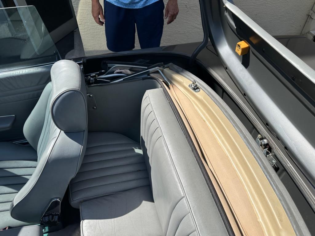 1988 Mercedes-Benz 560 - $27,900