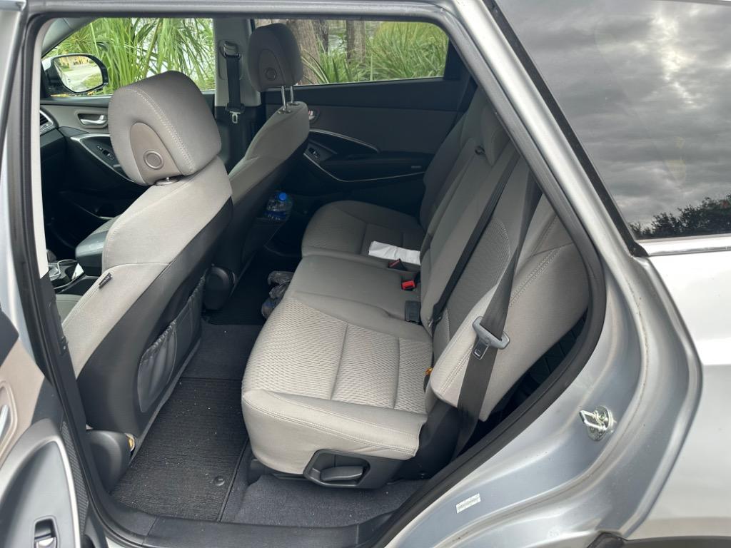 2014 Hyundai Santa Fe - $13,900