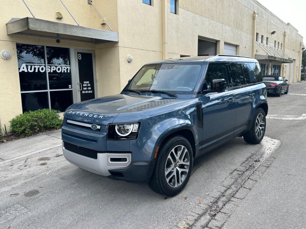 2020 Land Rover Range Rover - $37,800