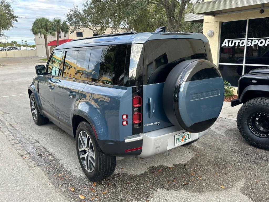 2020 Land Rover Range Rover - $37,800