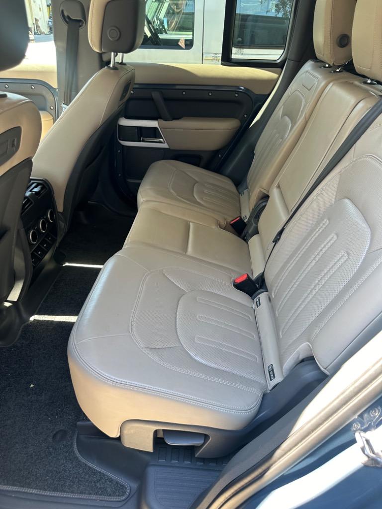 2020 Land Rover Range Rover - $37,800