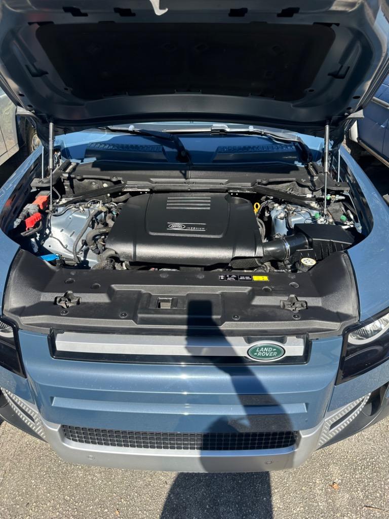2020 Land Rover Range Rover - $37,800