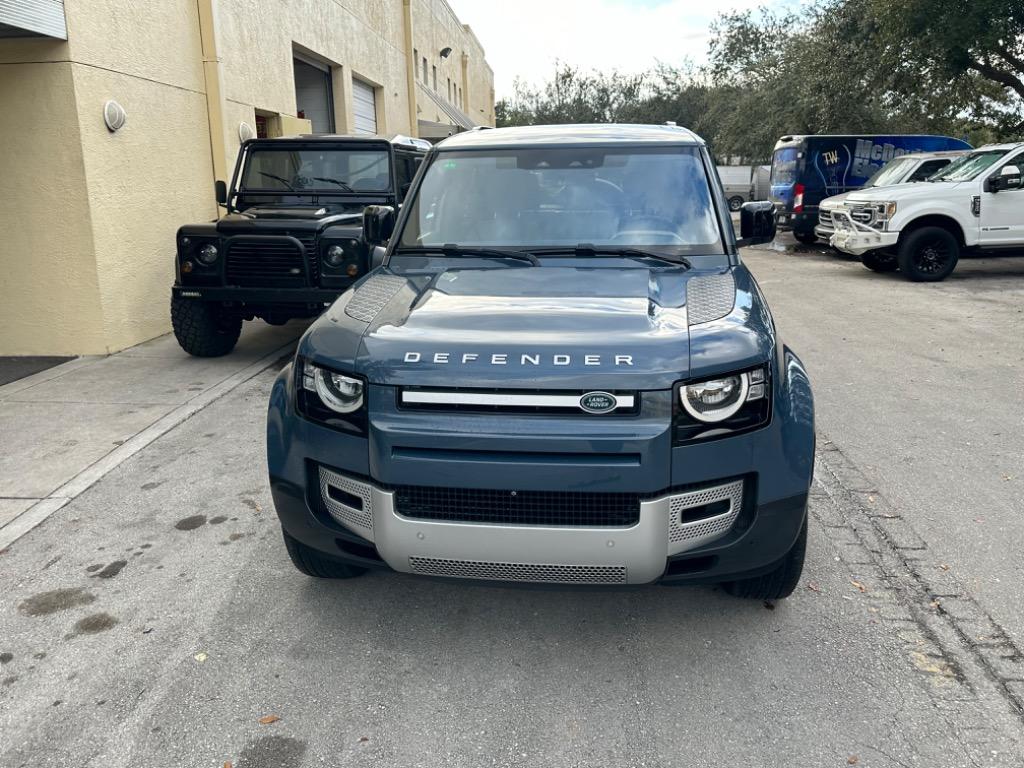 2020 Land Rover Range Rover - $37,800