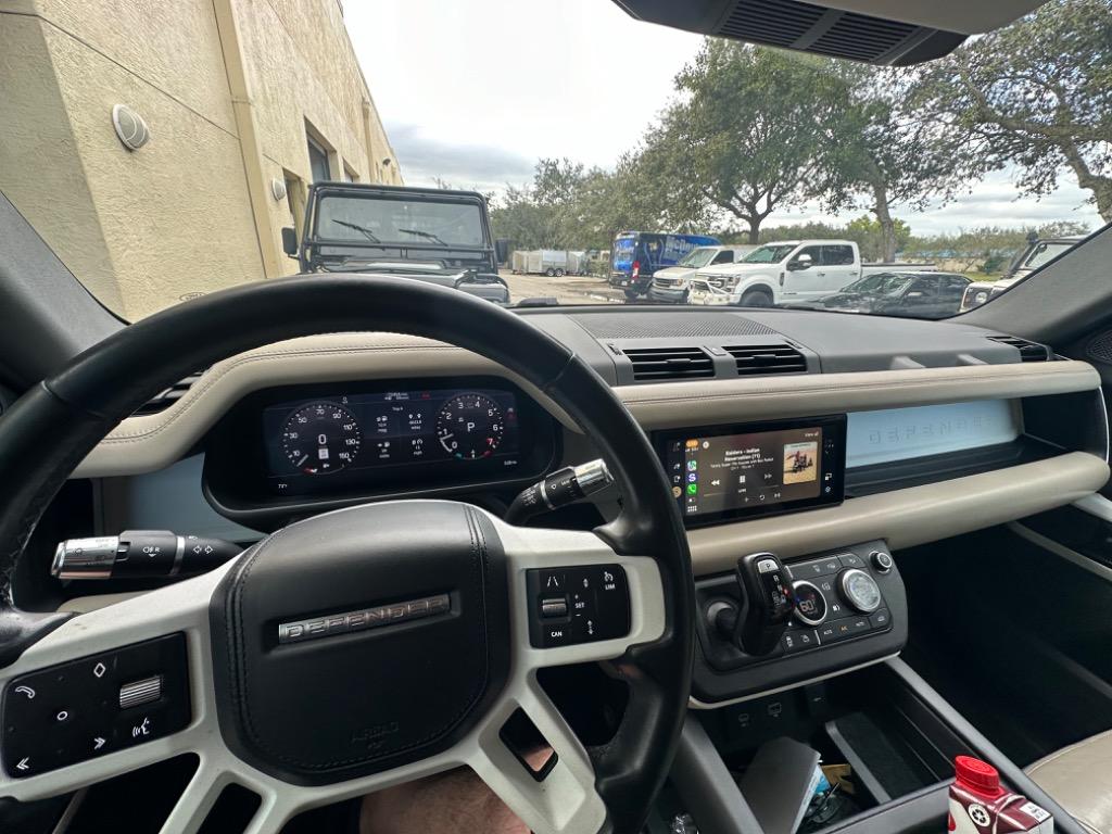2020 Land Rover Range Rover - $37,800