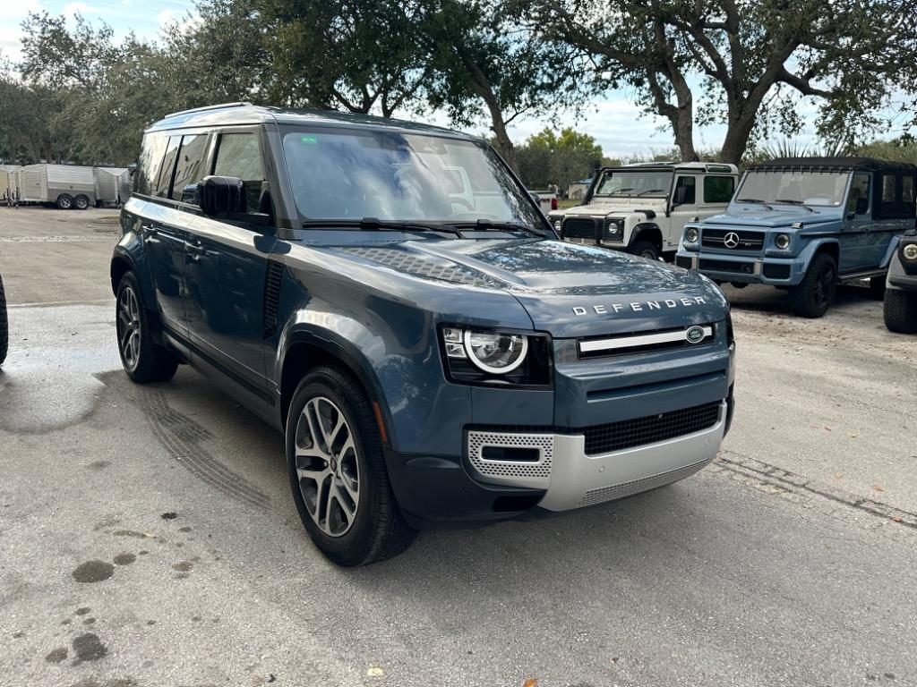 2020 Land Rover Range Rover - $37,800