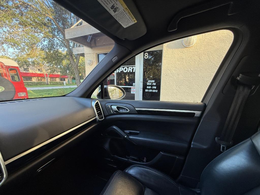 2014 Porsche Cayenne - $13,900