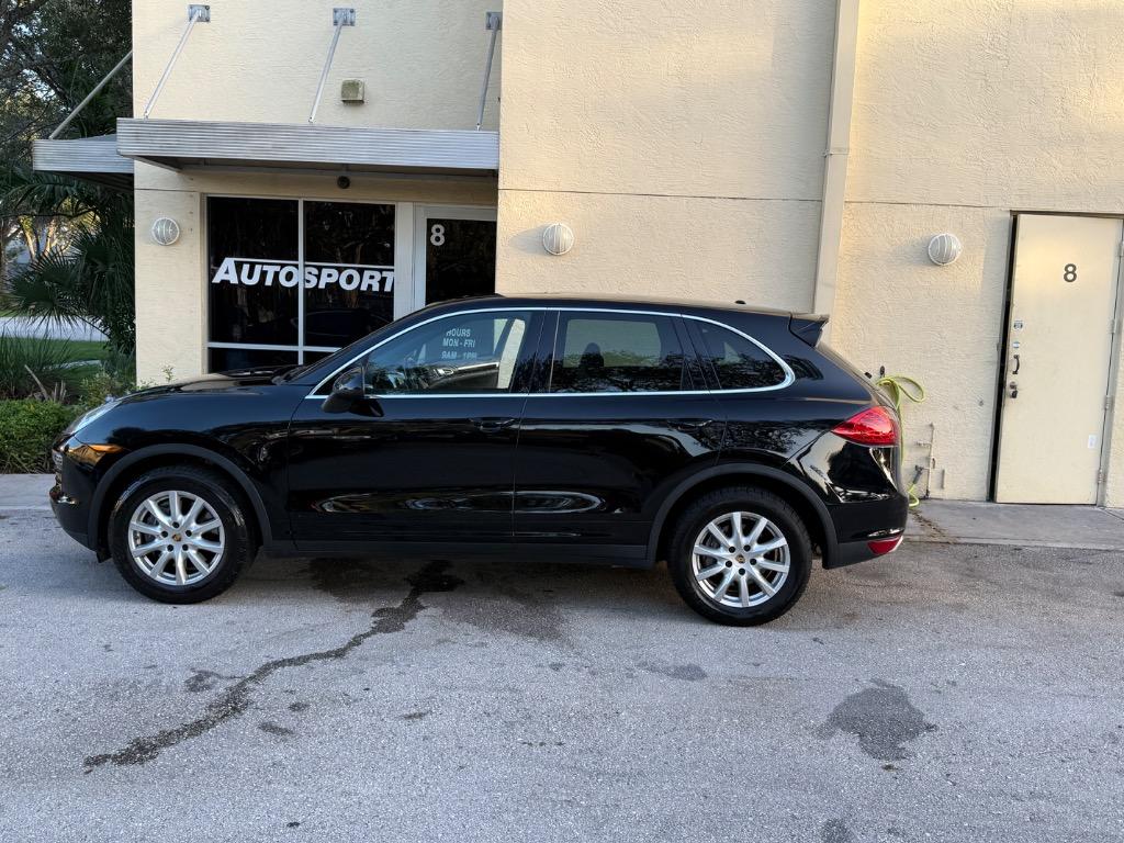 2014 Porsche Cayenne - $13,900