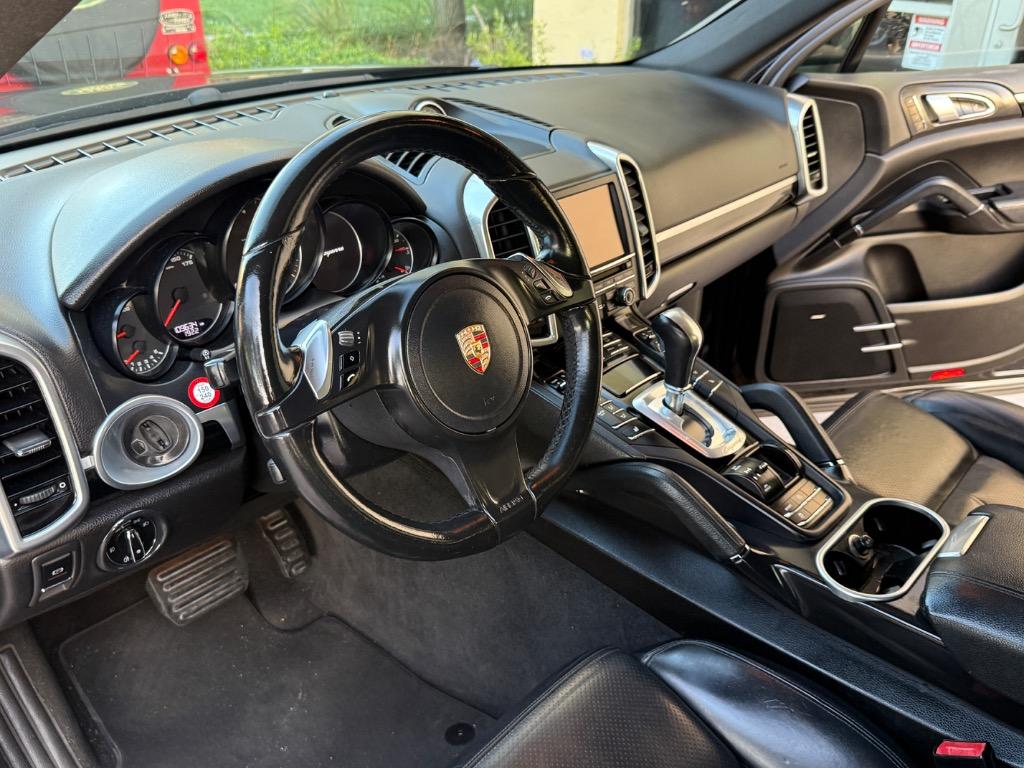 2014 Porsche Cayenne - $13,900