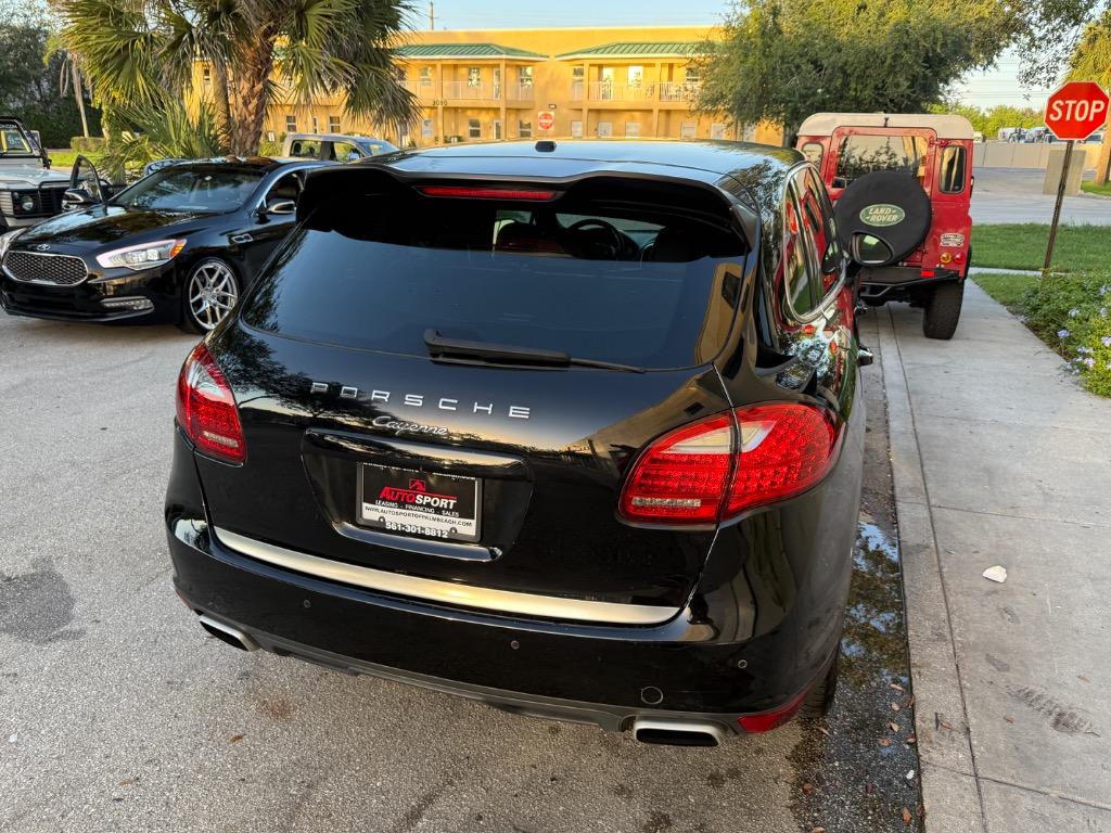 2014 Porsche Cayenne - $13,900