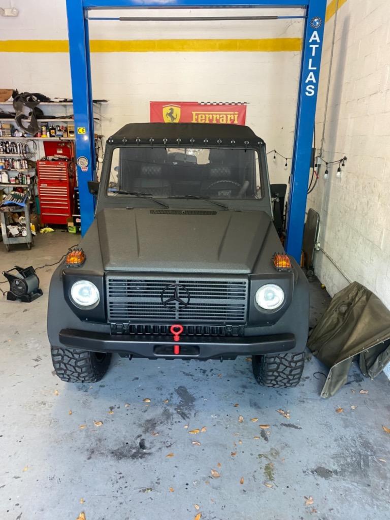 1993 Mercedes  puch  Ge 230 - $109,000