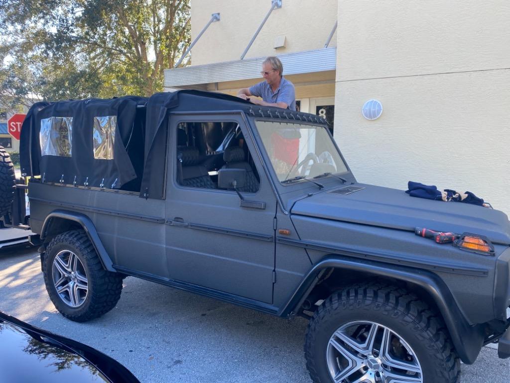 1993 Mercedes  puch  Ge 230 - $109,000