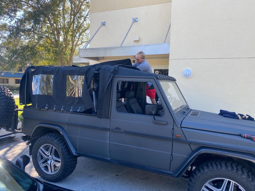 1993 Mercedes  puch  Ge 230 - $109,000