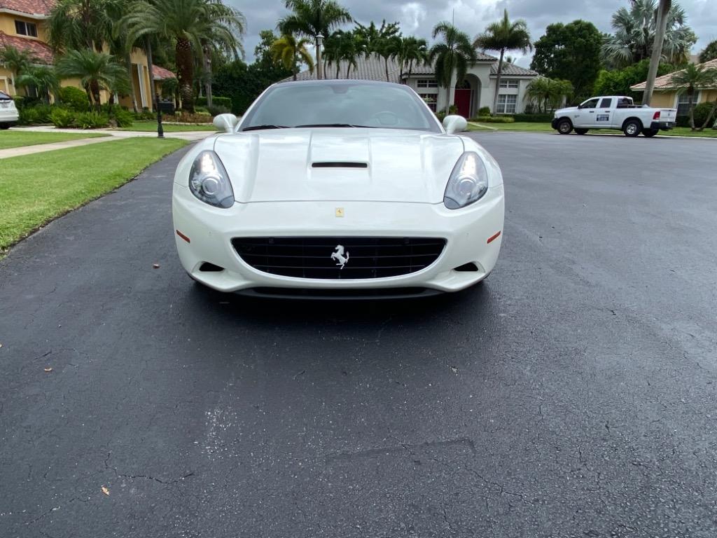 2013 Ferrari California - $127,999